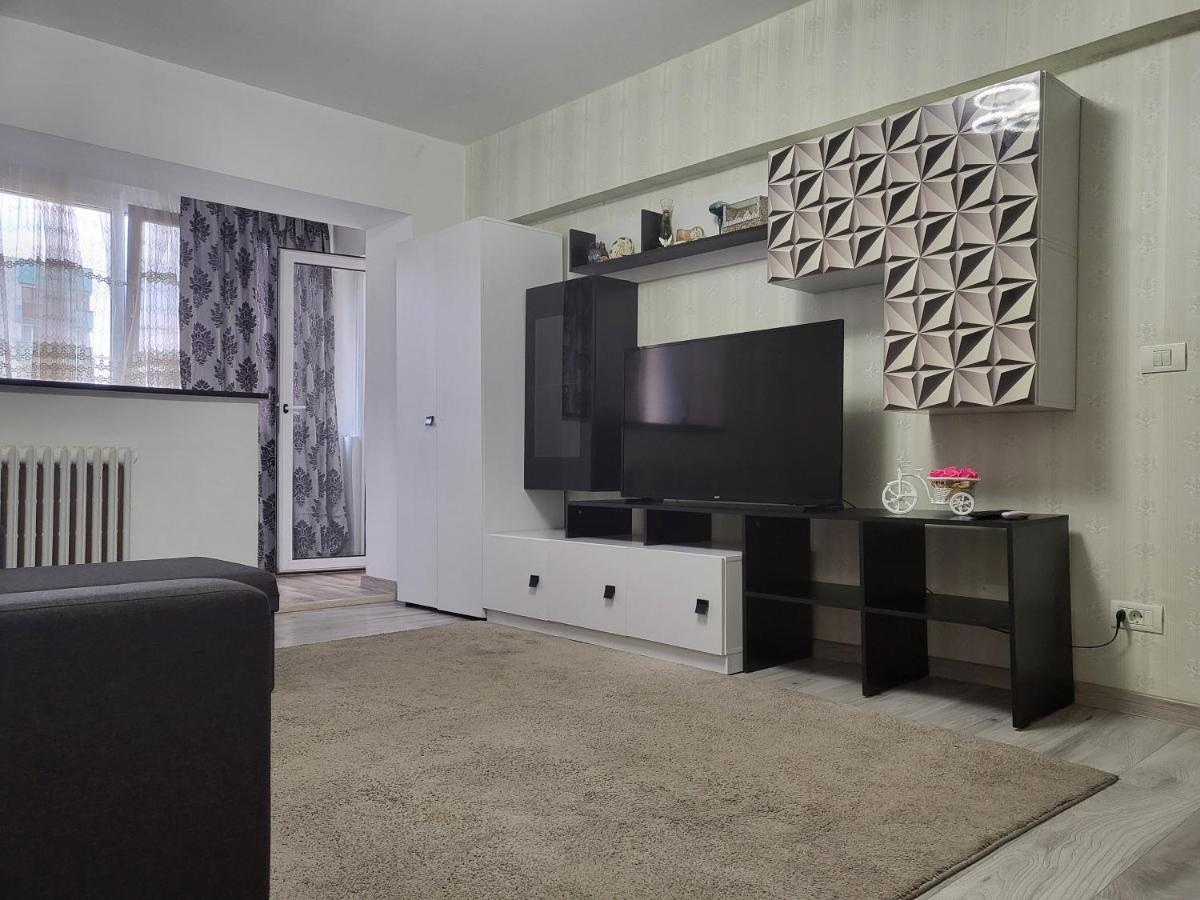 Apartament Cu 3 Camere Chiar In Inima Capitalei Бухарест Экстерьер фото