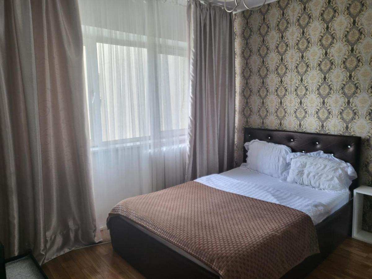 Apartament Cu 3 Camere Chiar In Inima Capitalei Бухарест Экстерьер фото
