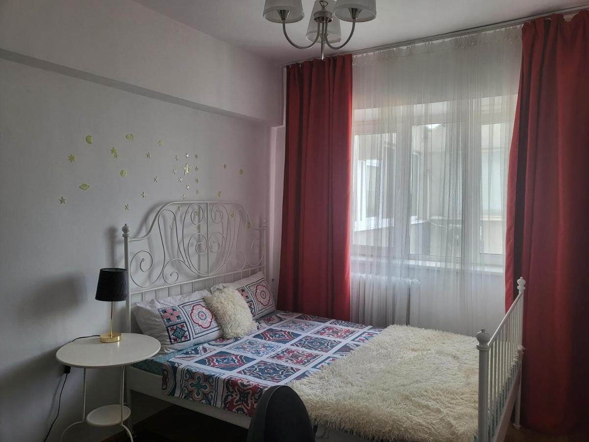 Apartament Cu 3 Camere Chiar In Inima Capitalei Бухарест Экстерьер фото